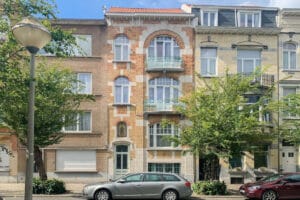 Appartement rez avec cour en viager libre